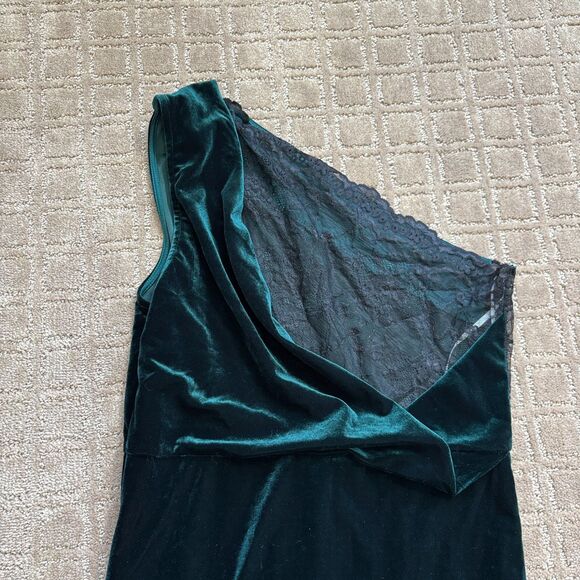 Lulus All The Luxe Velvet Dress L Emerald Green Lace One Shoulder Mini Fairy NWT - Picture 8 of 9